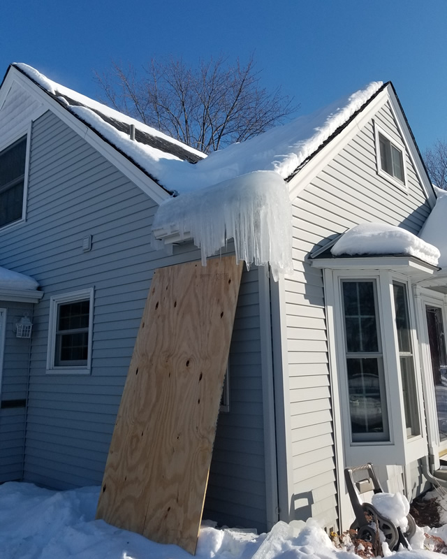 Before Roof Snow & Ice Dam Removal Before Roof Snow Removal